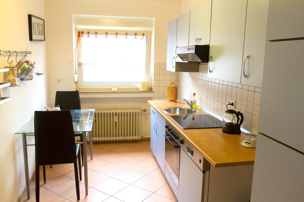 Ferienwohnung Leverkusen Zimmer foto